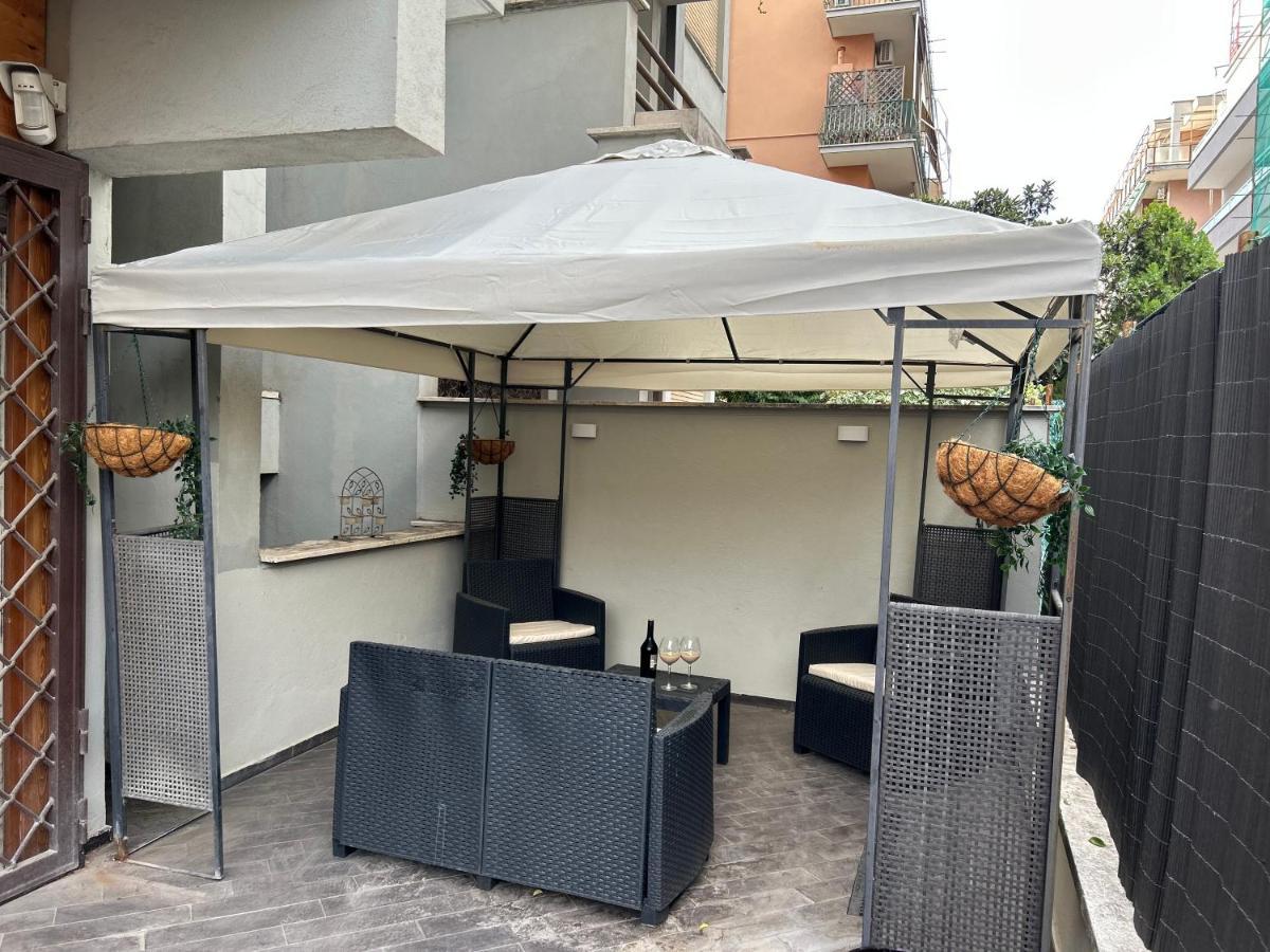 Carpegna Luxury Apt With Terrace Rom Eksteriør billede