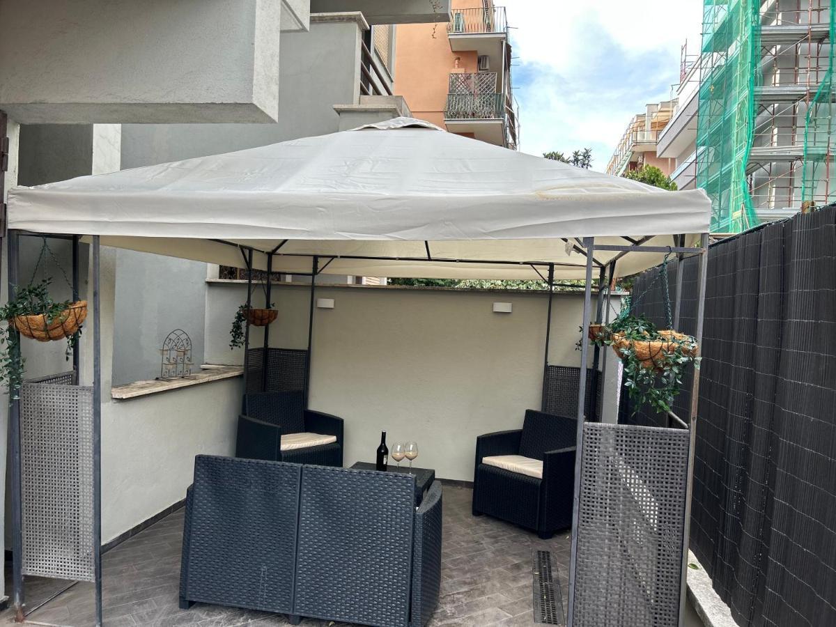 Carpegna Luxury Apt With Terrace Rom Eksteriør billede